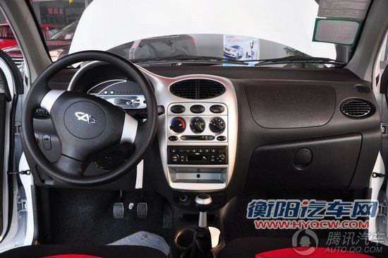 2012款 奇瑞QQ3 1.0L MT 运动版启航型