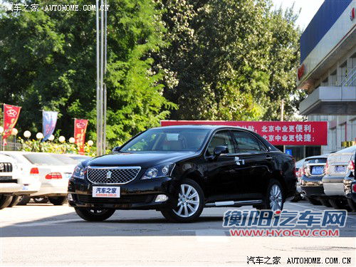 丰田 一汽丰田 皇冠 2011款 v6 2.5 royal 真皮天窗特别版