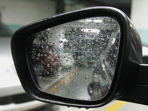雨季行车多烦恼 爱卡教您去除侧窗雨水