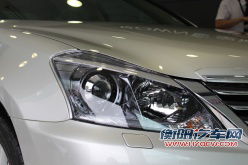 取消4.3L/外观小改 2012款皇冠明日上市