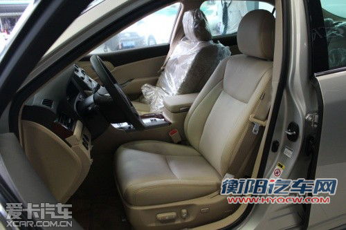 取消4.3L/外观小改 2012款皇冠明日上市