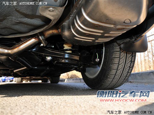 采用多连杆设计 海马新中型车明年上市