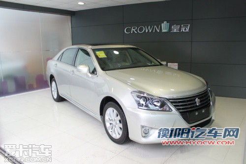 取消4.3L/外观小改 2012款皇冠明日上市
