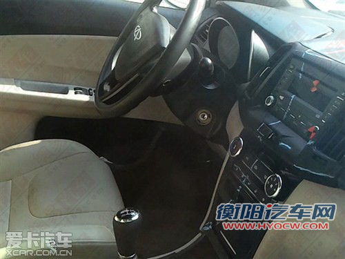 内饰设计定型 奇瑞新车E3谍照再度曝光
