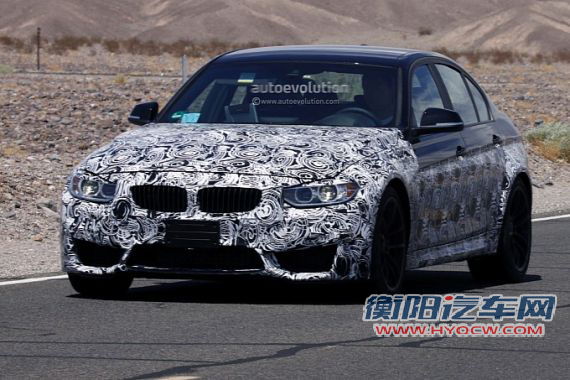图为新款宝马M3谍照
