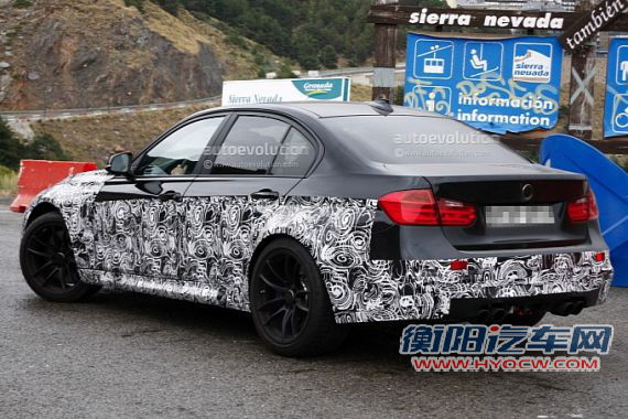 图为新款宝马M3谍照