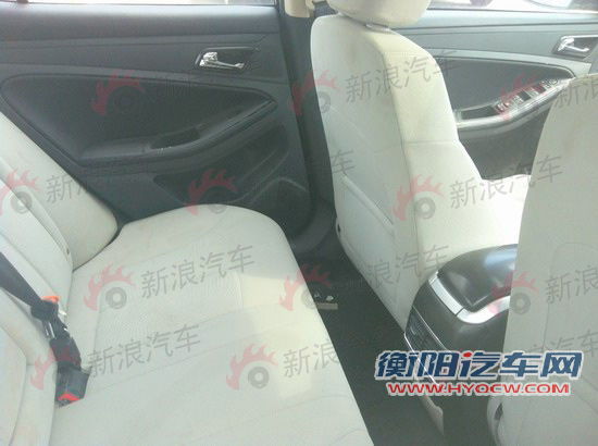 奔腾B70换代车型谍照