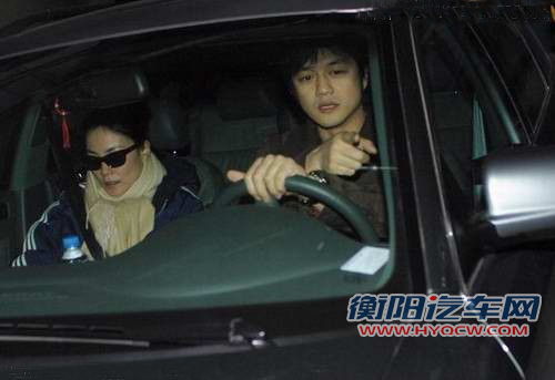 王菲李亚鹏早期座驾 王菲李亚鹏早期座驾