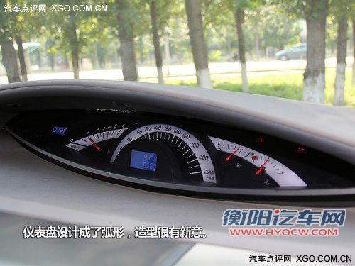 取君上驷与彼下驷 体验三款中高端MPV