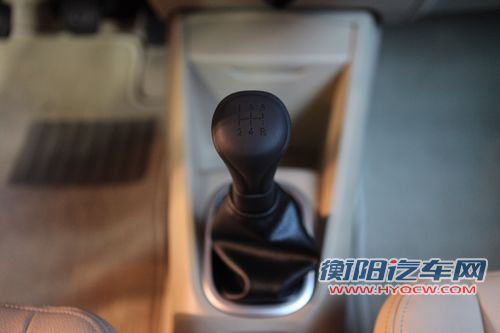 启辰R50今日北京上市 售价6.78-8.38万元