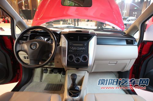 启辰R50今日北京上市 售价6.78-8.38万元