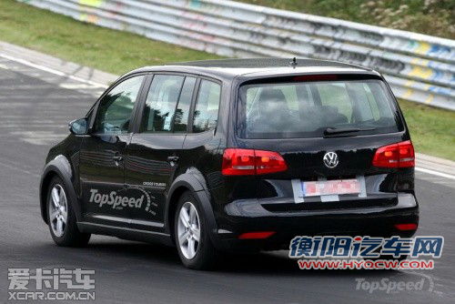 明年或发布 大众新一代途安测试车曝光