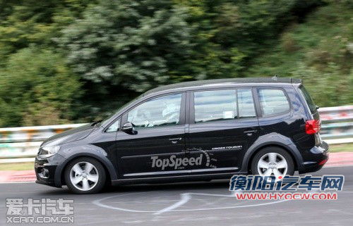 明年或发布 大众新一代途安测试车曝光