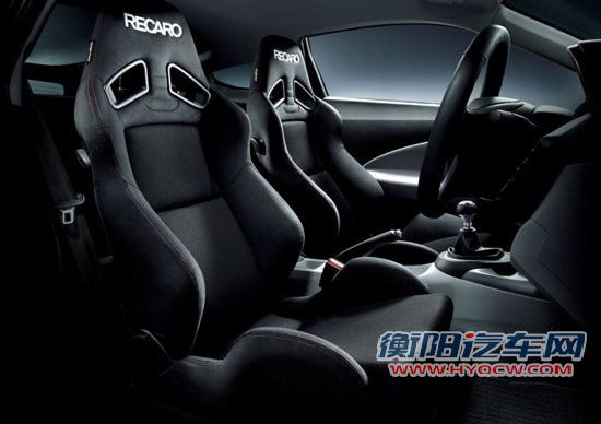 紧随前面预告图的曝光，本田改款CR-Z官方图片日前也被曝光出来，新车将会在9月27日正式发布，并在月底的时候亮相巴黎车展