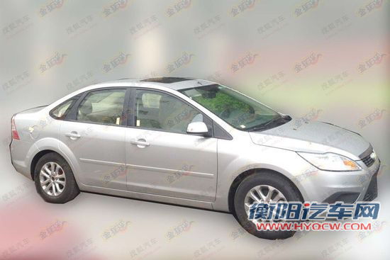 福克斯经典将搭配6速双离合变速器谍照