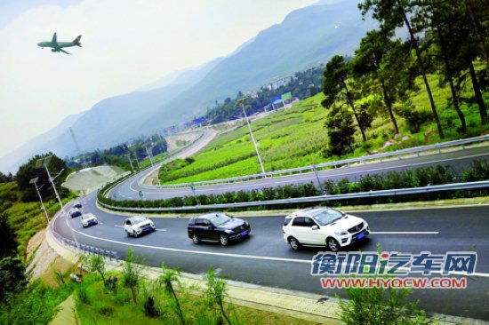 登上梦想欲望号 感受全新奔驰M级越野车