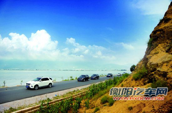 登上梦想欲望号 感受全新奔驰M级越野车