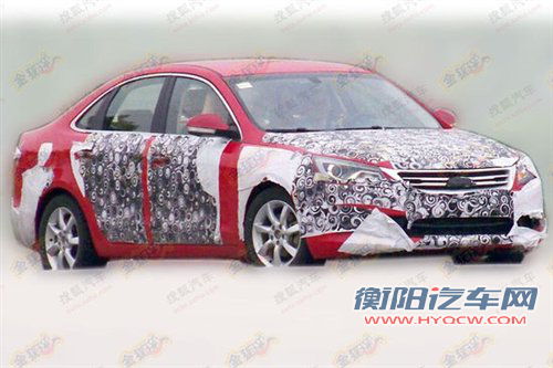 定位高于A3 奇瑞M16最新内饰谍照曝光 汽车之家