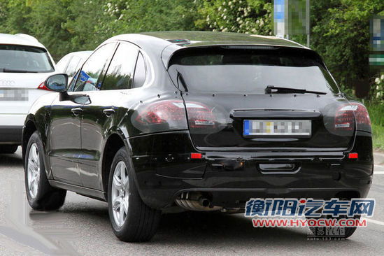 有望在华投产 曝保时捷Macan测试谍照