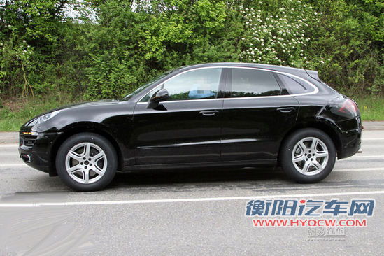 有望在华投产 曝保时捷Macan测试谍照