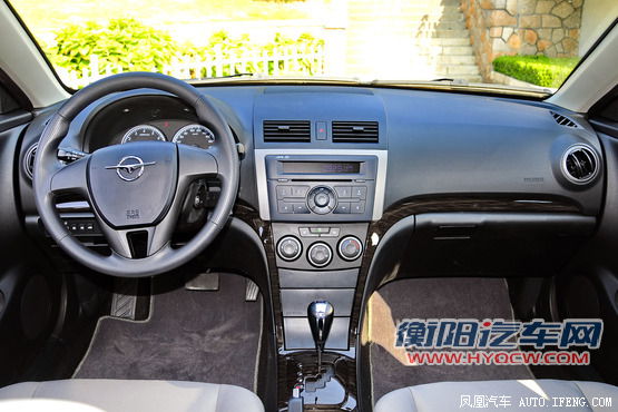 海马改款福美来内饰谍照首曝 变化较大 