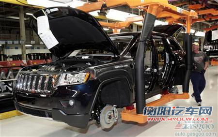 克莱斯勒全球召回92万辆气囊故障Jeep SUV