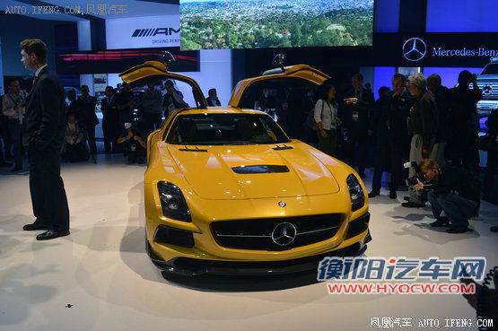 奔驰SLS AMG