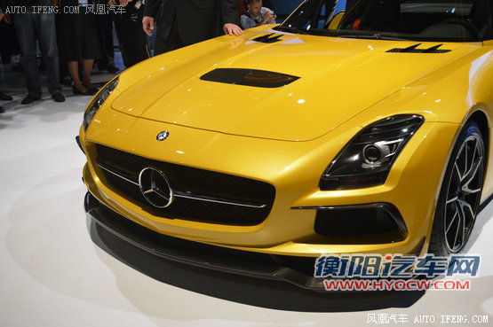 奔驰SLS AMG