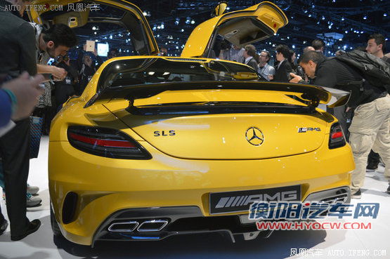 奔驰SLS AMG