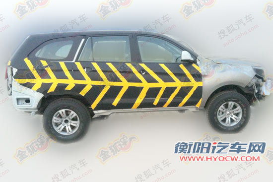 福田代号U201 SUV曝光 尺寸接近普拉多