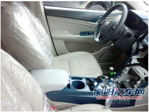 或2013年上市 比亚迪秦量产版谍照曝光 汽车之家