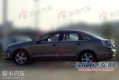 或明年上半年上市 奇瑞A4路试谍照曝光