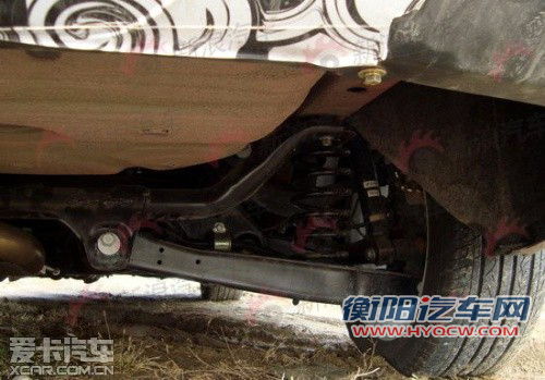 或明年上半年上市 奇瑞A4路试谍照曝光