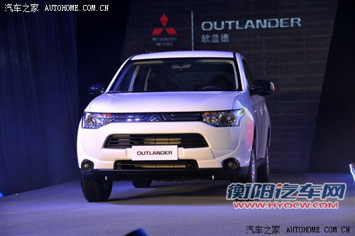 三菱三菱(进口)欧蓝德(进口)2013款 2.4l 四驱精英gt版 7座