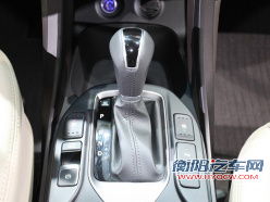北京现代2013款全新胜达