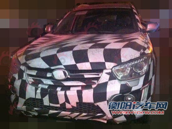 一汽奔腾首款SUV谍照