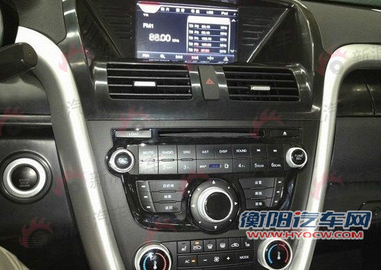 一汽奔腾首款SUV谍照