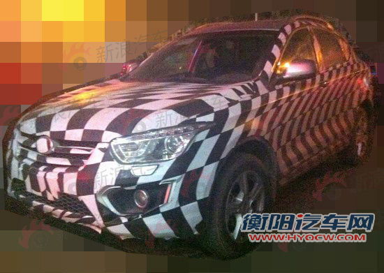 一汽奔腾首款SUV谍照
