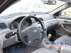 优质优价自主中型车 帝豪EC8对比瑞麒G5