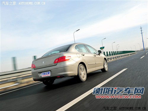 标致东风标致标致4082013款 2.0l 自动尊贵版