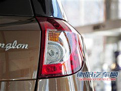 吉利英伦吉利汽车英伦SX72013款 1.8L 手动进取型