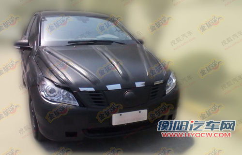 比亚迪戴姆勒新车DENZA内饰首曝