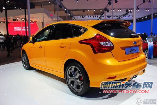 [国内车讯]福克斯ST明年初引进 或仅推MT