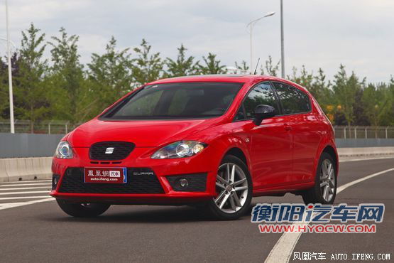全新西雅特LEON现身国内 预计6月份上市