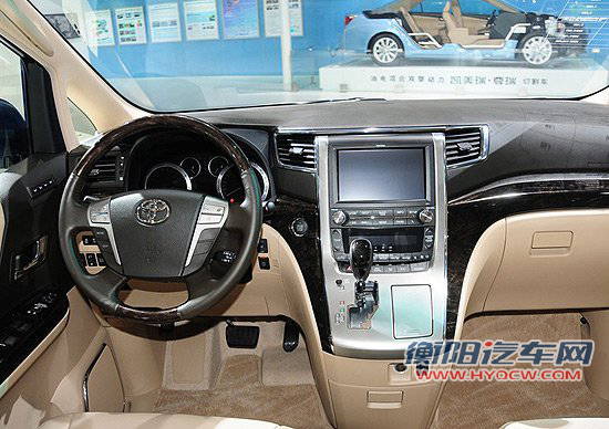 [新车上市]丰田埃尔法3.5L尊贵版售79.98万