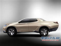 三菱三菱(进口)三菱GR-HEV2013款 基本型