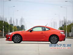 丰田丰田(进口)丰田862013款 自动基本型