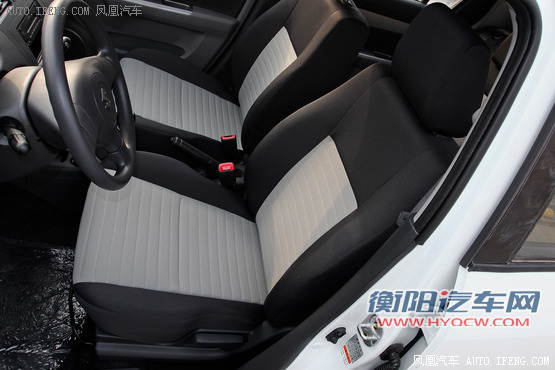 长安铃木新雨燕上市 售价5.98-9.18万元