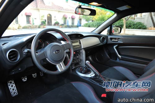 斯巴鲁BRZ今日上市 预计售价30万元左右