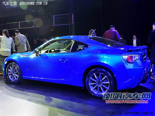 斯巴鲁斯巴鲁斯巴鲁BRZ2013款 2.0L 手动豪华型